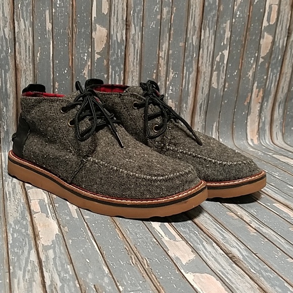 canvas chukka boots